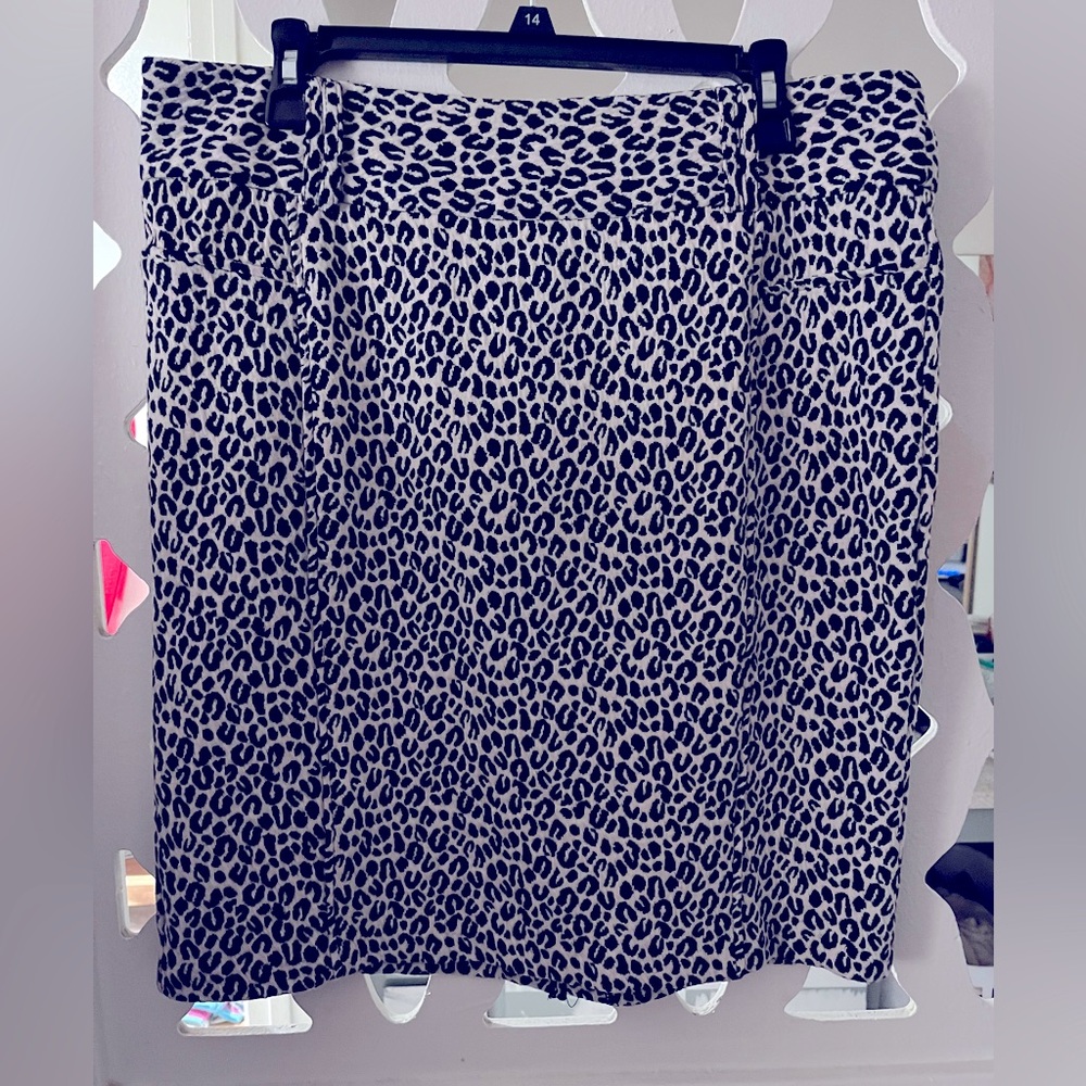 Leopard skirt